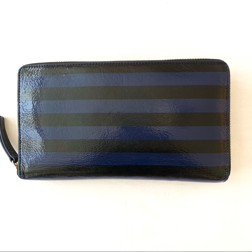 Authentic Halogen Leather Wallet Organizer